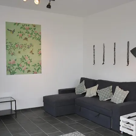 70m2 With Private Garden And Free Parking Apartment *