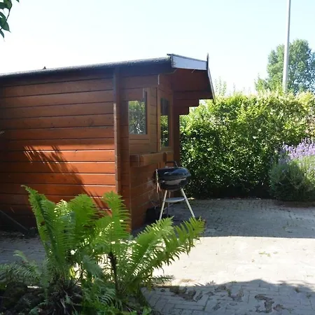 Apartament 70m2 With Private Garden And Free Parking Rijnsburg