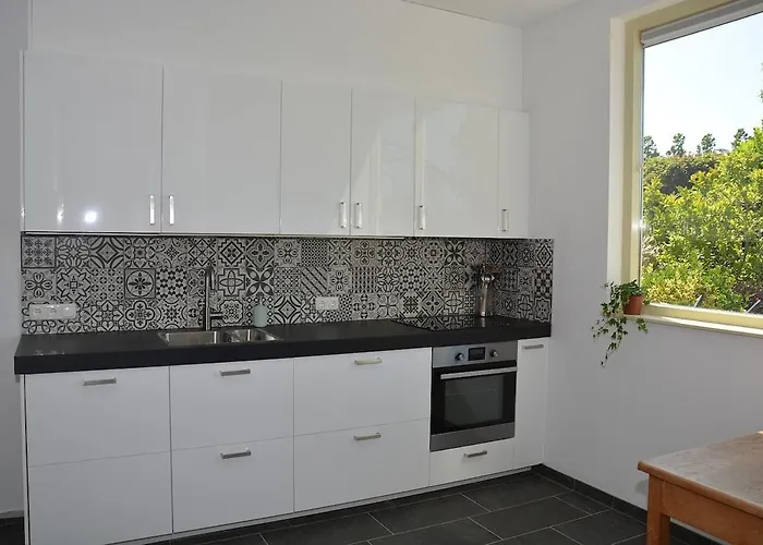 70m2 With Private Garden And Free Parking *