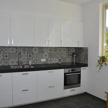 70m2 With Private Garden And Free Parking *